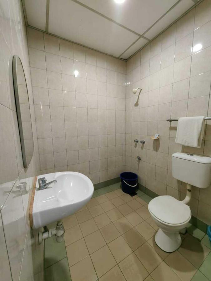 Century Hotel Inanam Kota Kinabalu Eksteriør billede