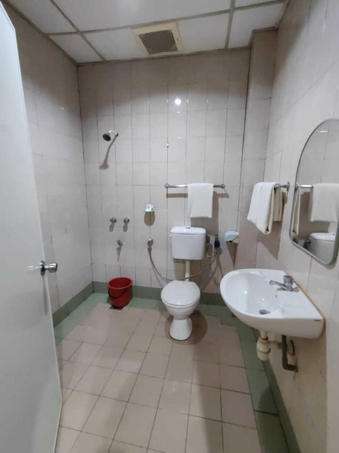 Century Hotel Inanam Kota Kinabalu Eksteriør billede