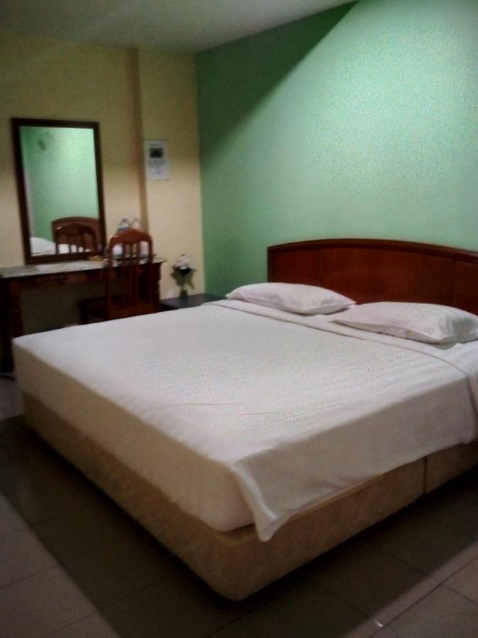 Century Hotel Inanam Kota Kinabalu Eksteriør billede