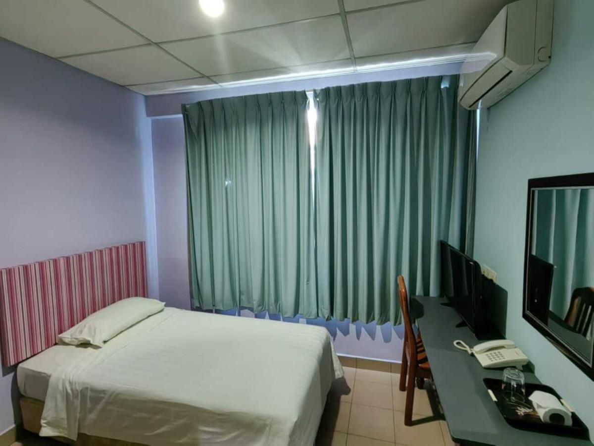 Century Hotel Inanam Kota Kinabalu Eksteriør billede