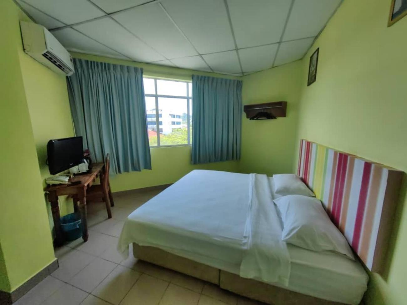 Century Hotel Inanam Kota Kinabalu Eksteriør billede