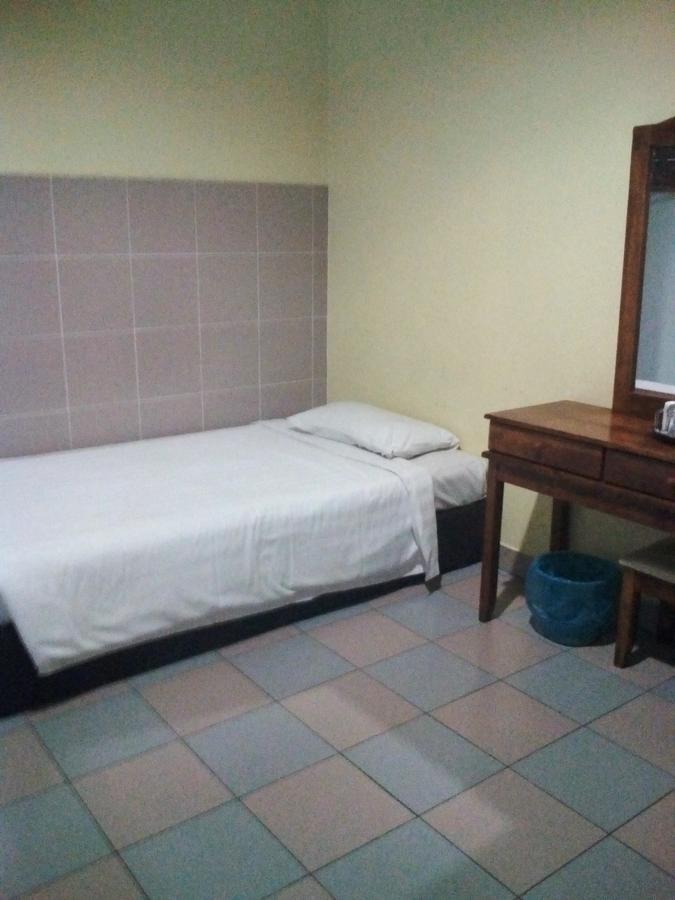 Century Hotel Inanam Kota Kinabalu Eksteriør billede